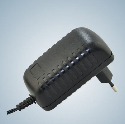 ব্ল্যাক 15Watt ইউনিভার্সাল এসি পাওয়ার অ্যাডাপ্টার ওয়াল মাউন্ট, KSAS015 সিরিজ KTEC