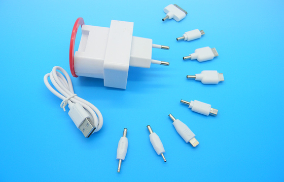 IPhone 4G জন্য 5V 2000mA ইউনিভার্সাল ইউএসবি ভ্রমণ চার্জারটির ইইউ প্লাগ / 4s