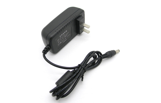 উচ্চ Efficency ওয়াল মাউন্ট পাওয়ার অ্যাডাপ্টার 12V 2A AC100-240V সঙ্গে 1.2m কপার