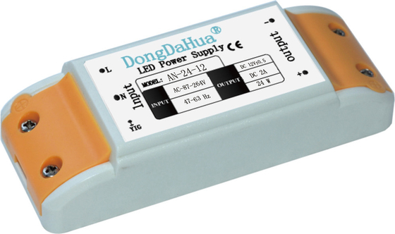 উচ্চ দক্ষতা সেন্জ়েং শিল্পশালা LED ফালা DC12V / 24V সিই RoHS অনুবর্তী প্লাস্টিক পাওয়ার সাপ্লাই
