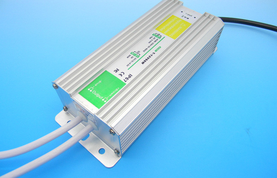 AC100 - 240V একটি IP68 LED জলরোধী ড্রাইভার, কনস্ট্যান্ট LED ড্রাইভার 12V 5A