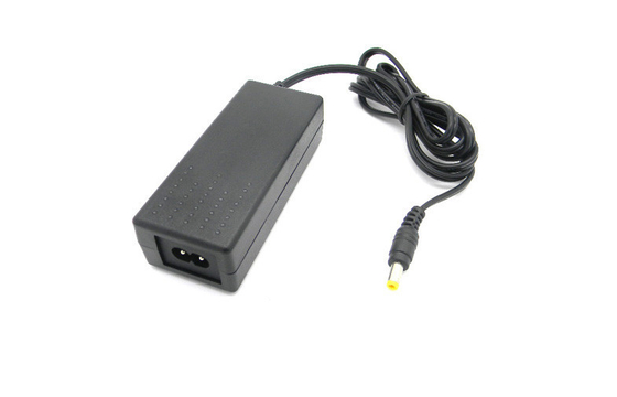 LED হাল্কা জন্য ডেস্কটপ এক্সটার্নাল পাওয়ার অ্যাডাপ্টার 36W, এফসিসি পার্ট 15B
