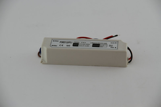 300 ছুটি 3A 36W ধ্রুবক ভোল্টেজ জলরোধী LED ড্রাইভার CCTV ক্যামেরা জন্য সম্পূর্ণ পরিসর